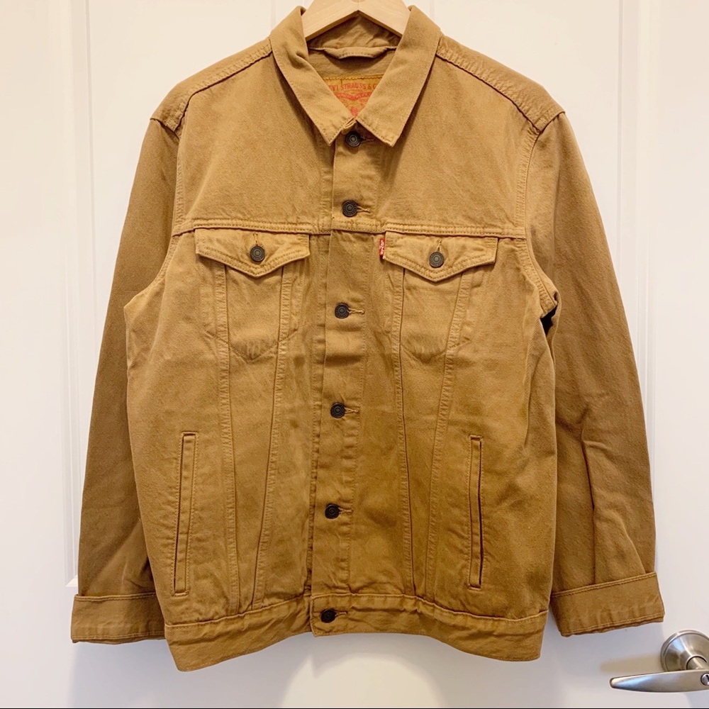 Levi’s Trucker Jacket